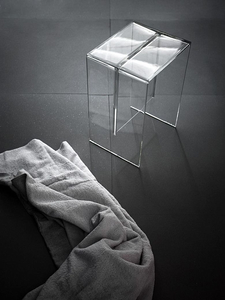 KARTELL Пуф-столик 33х27х h 47см MAX-BEAM, 9900/B4