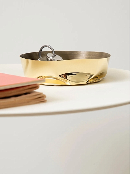 ALESSI Декоративная чаша 12 см COMPRESSIONI, арт. ITM17, латунь.